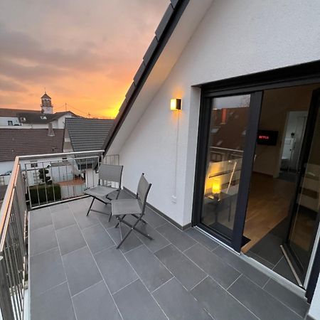 Charmantes Studio-Apartment Im Herzen Von Neureut - Fussbodenheizung, Regendusche, Waschmaschine, Stellplatz Карлсруэ Экстерьер фото