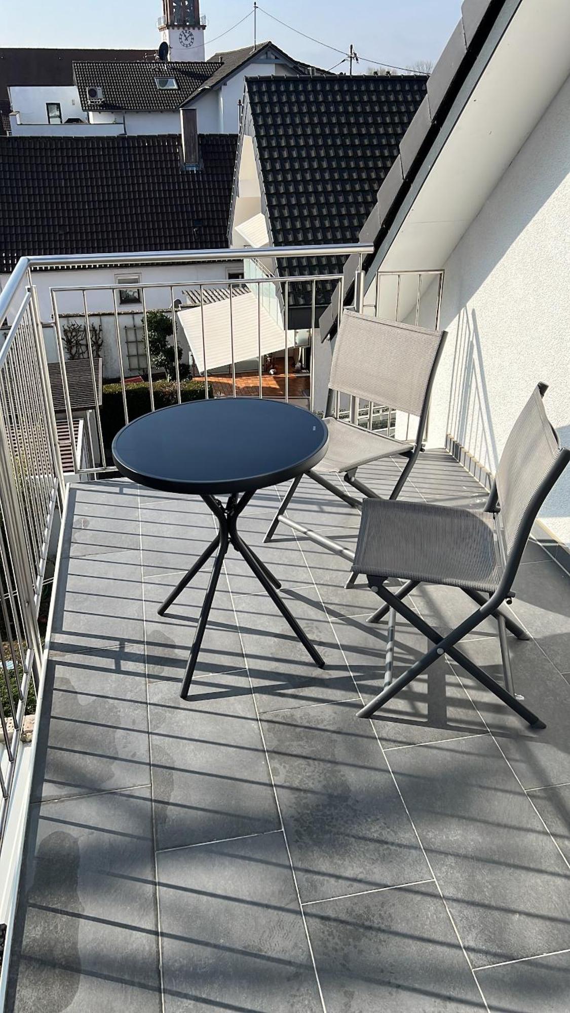 Charmantes Studio-Apartment Im Herzen Von Neureut - Fussbodenheizung, Regendusche, Waschmaschine, Stellplatz Карлсруэ Экстерьер фото